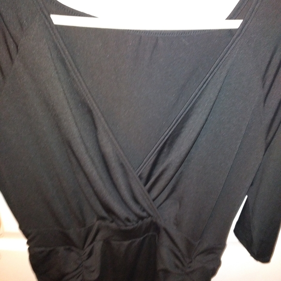 Slinky sexy little black dress - Picture 4 of 7